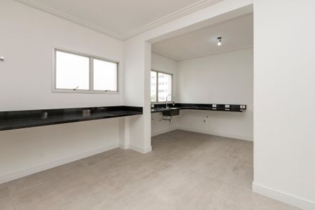 Apartamento à venda com 200m², 3 quartos e 4 vagasCozinha