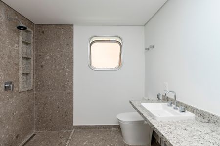 Apartamento à venda com 200m², 3 quartos e 4 vagasBanheiro Suíte 1