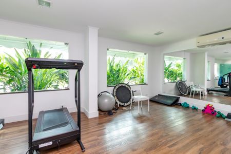 Apartamento à venda com 200m², 3 quartos e 4 vagasAcademia