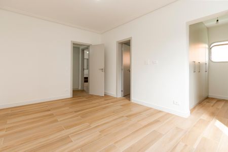 Apartamento à venda com 200m², 3 quartos e 4 vagasSuíte 1