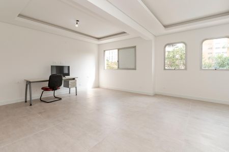 Apartamento à venda com 200m², 3 quartos e 4 vagasSala