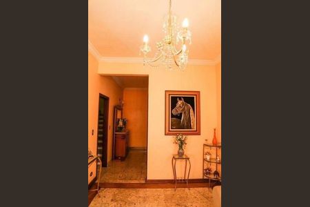 Casa à venda com 576m², 3 quartos e 6 vagas