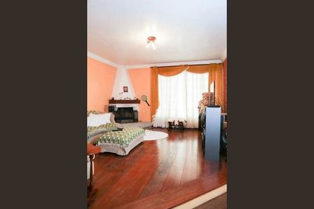 Casa à venda com 576m², 3 quartos e 6 vagas