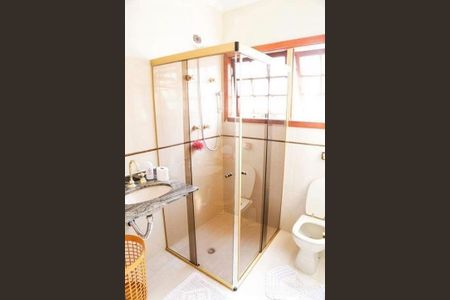 Casa à venda com 576m², 3 quartos e 6 vagas