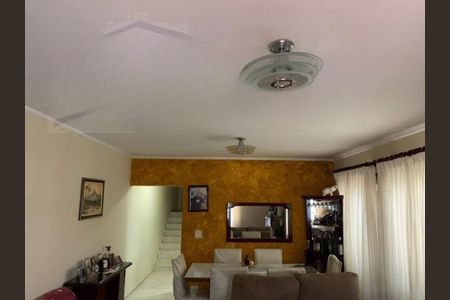 Casa à venda com 180m², 3 quartos e 4 vagas