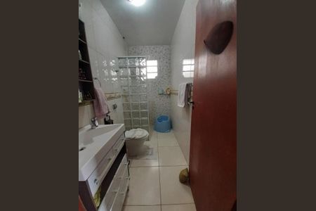 Casa à venda com 141m², 3 quartos e 4 vagas