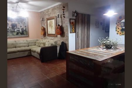 Casa à venda com 141m², 3 quartos e 4 vagas