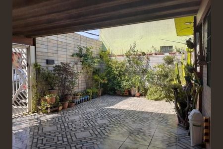 Casa à venda com 141m², 3 quartos e 4 vagas