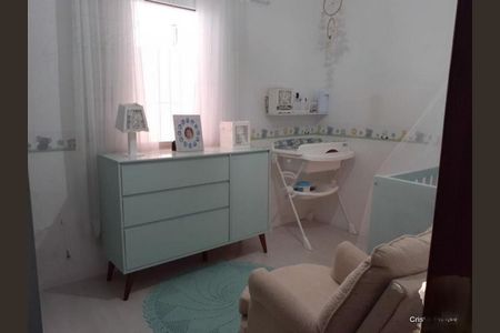 Casa à venda com 141m², 3 quartos e 4 vagas