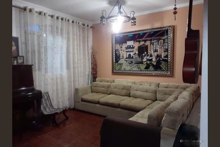 Casa à venda com 141m², 3 quartos e 4 vagas