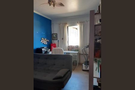 Casa à venda com 141m², 3 quartos e 4 vagas