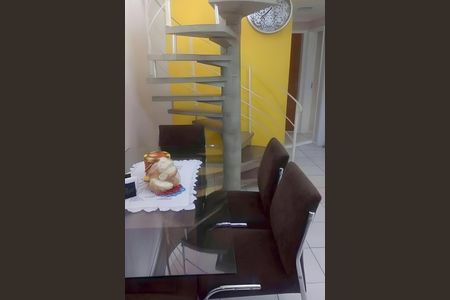 Apartamento à venda com 99m², 2 quartos e 1 vaga