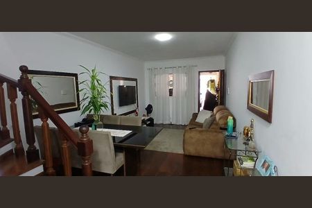 Casa à venda com 185m², 3 quartos e 2 vagas