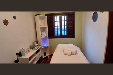 Casa à venda com 185m², 3 quartos e 2 vagas