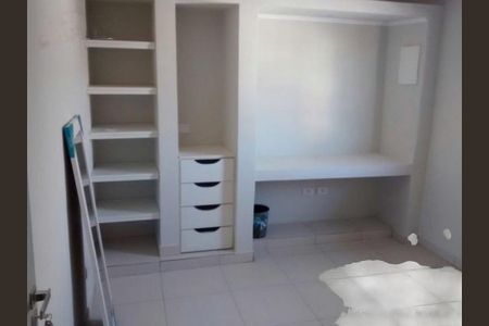 Casa à venda com 200m², 8 quartos e sem vaga