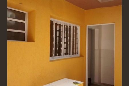 Casa à venda com 200m², 8 quartos e sem vaga