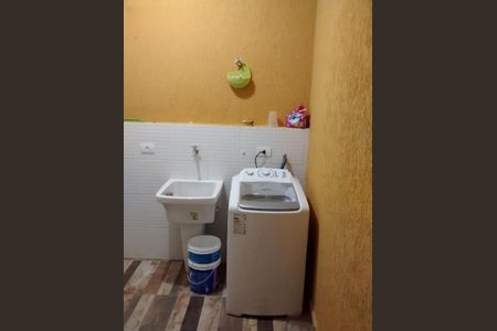 Casa à venda com 200m², 8 quartos e sem vaga