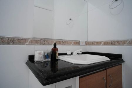 Casa à venda com 138m², 3 quartos e 4 vagasBanheiro da Suíte