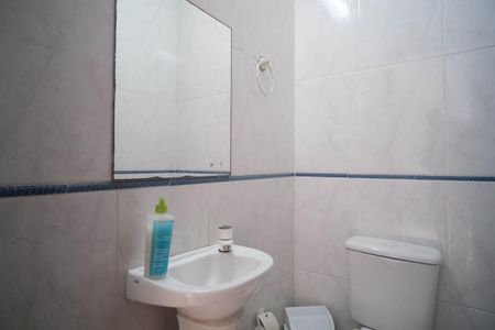 Casa à venda com 138m², 3 quartos e 4 vagasBanheiro Social