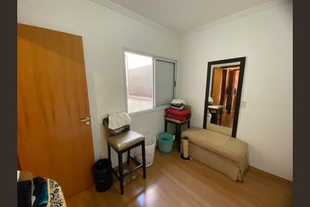 Casa à venda com 100m², 3 quartos e 2 vagas Casa à venda com 100m², 3 quartos e 2 vagasQuarto 1