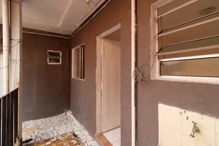Casa para alugar com 50m², 1 quarto e sem vagaÁrea de Serviço