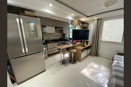 Apartamento à venda com 64m², 3 quartos e 3 vagasSala - Cozinha