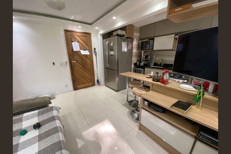 Apartamento à venda com 64m², 3 quartos e 3 vagasSala - Cozinha