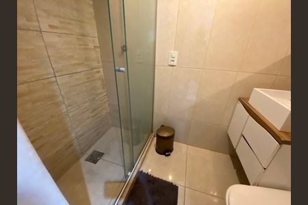 Apartamento à venda com 64m², 3 quartos e 3 vagasBanheiro Social