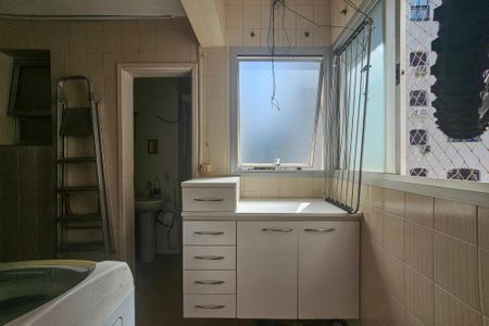 Apartamento para alugar com 118m², 3 quartos e 2 vagasÁrea de serviço