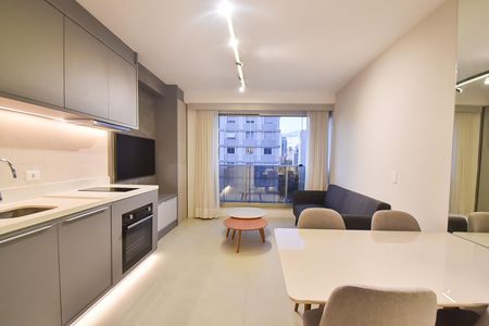 Apartamento à venda com 39m², 1 quarto e 1 vaga Apartamento à venda com 39m², 1 quarto e 1 vagaSala/cozinha