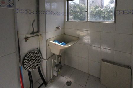 Apartamento à venda com 44m², 2 quartos e 1 vaga Apartamento à venda com 44m², 2 quartos e 1 vagaÁrea de Serviço