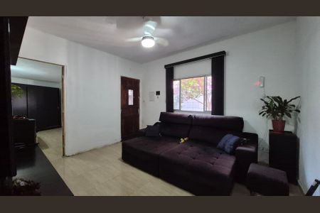 Casa à venda com 100m², 2 quartos e 1 vagaSala