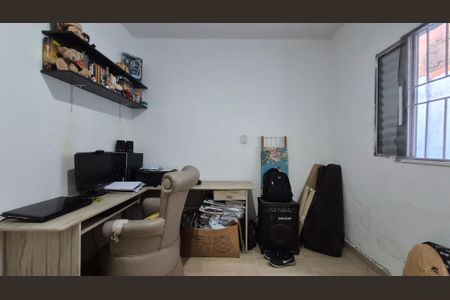 Casa à venda com 100m², 2 quartos e 1 vagaQuarto 2