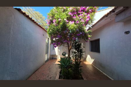 Casa à venda com 100m², 2 quartos e 1 vagaÁrea comum