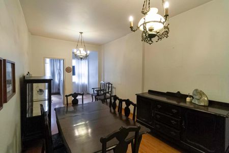 Apartamento à venda com 74m², 2 quartos e sem vagaSala