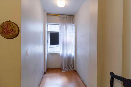 Apartamento à venda com 74m², 2 quartos e sem vagaSala