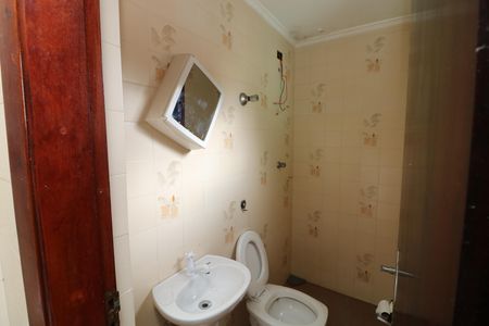 Casa para alugar com 250m², 3 quartos e 2 vagasBanheiro 2