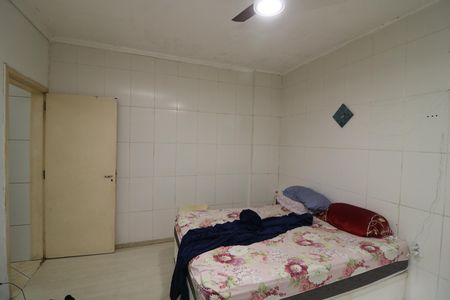 Casa para alugar com 250m², 3 quartos e 2 vagasSuíte