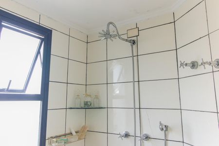 Apartamento à venda com 165m², 3 quartos e 4 vagasBanheiro da Suíte 2