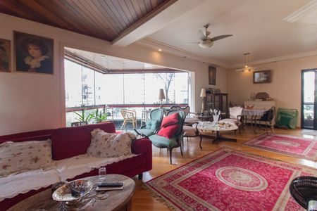 Apartamento à venda com 165m², 3 quartos e 4 vagasSala