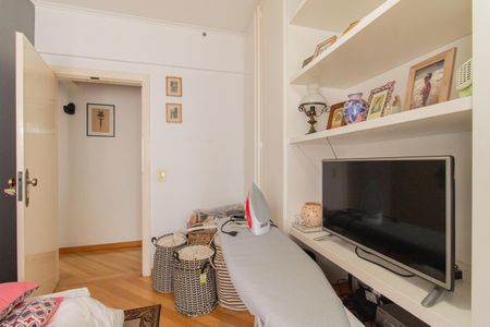 Apartamento à venda com 165m², 3 quartos e 4 vagasSuíte 1