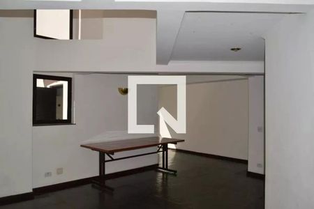 Apartamento à venda com 165m², 3 quartos e 4 vagasÁrea comum - Salão de festas