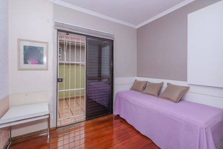 Casa à venda com 260m², 4 quartos e 4 vagas