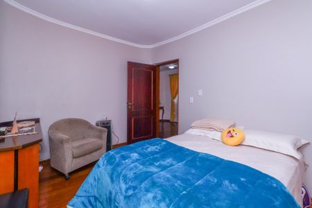 Casa à venda com 260m², 4 quartos e 4 vagas