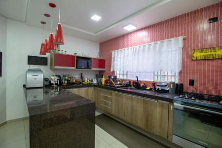 Casa para alugar com 480m², 3 quartos e 3 vagasCozinha