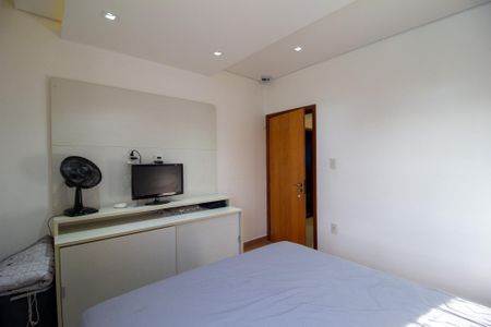 Casa para alugar com 480m², 3 quartos e 3 vagasSuite