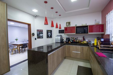 Casa para alugar com 480m², 3 quartos e 3 vagasCozinha