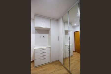 Casa para alugar com 480m², 3 quartos e 3 vagasQuarto 2