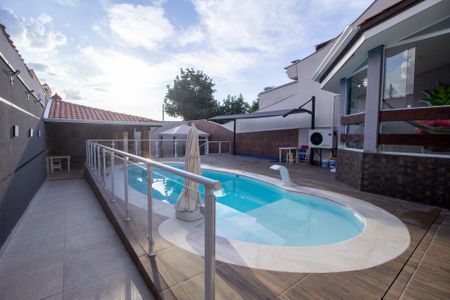 Casa para alugar com 480m², 3 quartos e 3 vagasÁrea externa