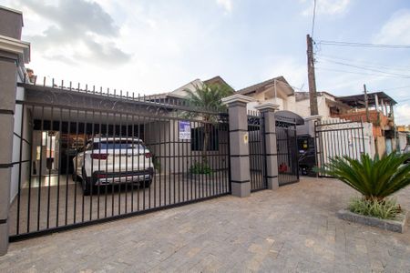 Casa para alugar com 480m², 3 quartos e 3 vagasFachada